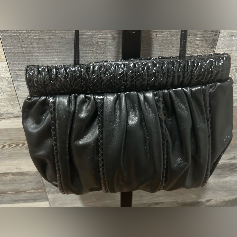 Elegant Black Women's Bag